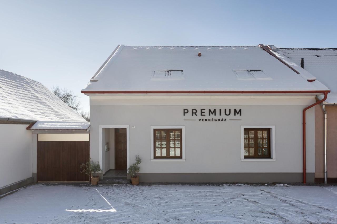 Premium Vendégház Eger Extérieur photo
